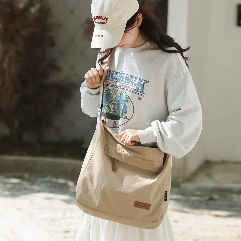 Japanese Women Men Shoulder Cr - Japanese Lifestyle Books のレビューと価格