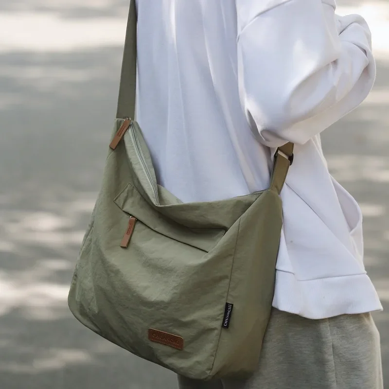 Japanese Women Men Shoulder Cr - Japanese Lifestyle Books のレビューと価格